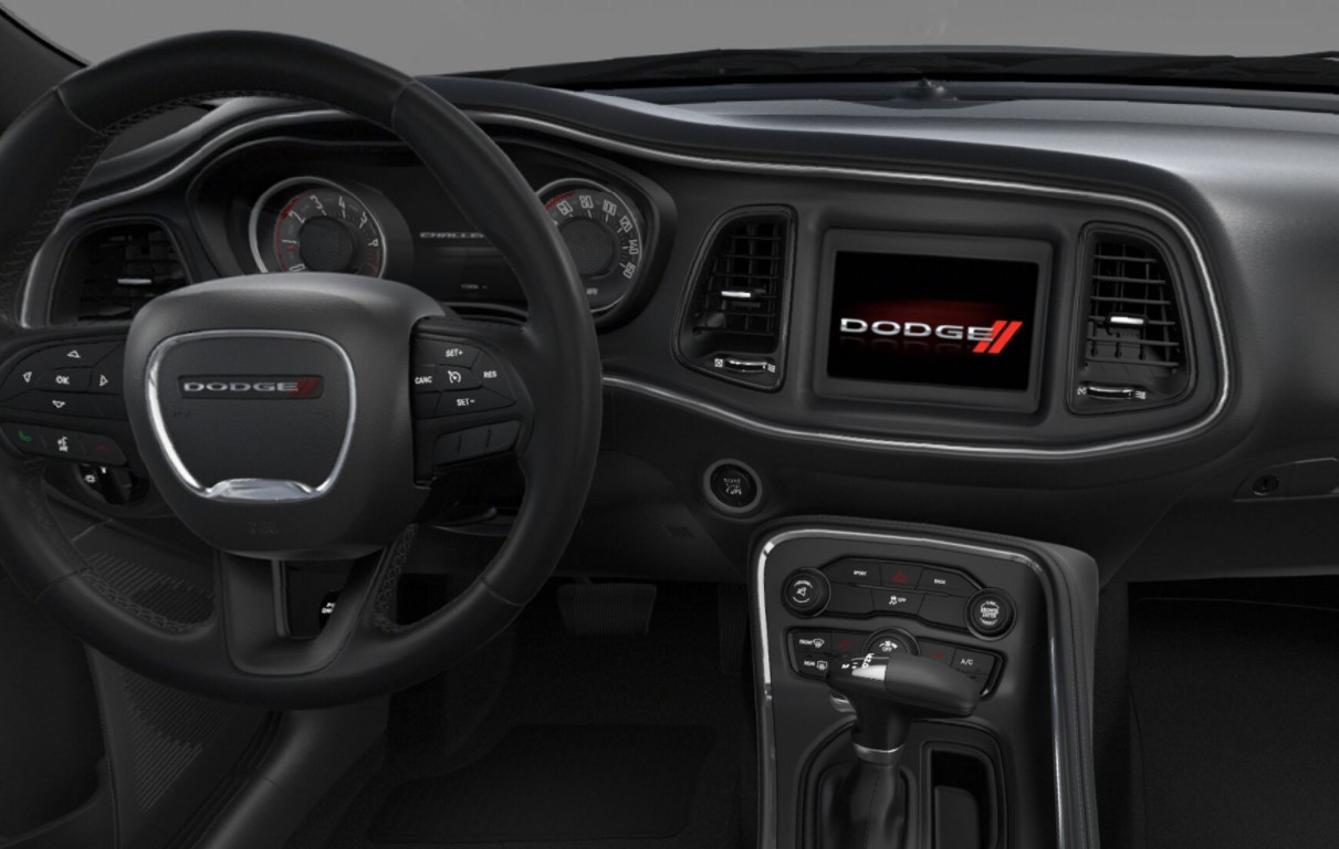 2018 Dodge Challenger SXT Front Dashboard Interior